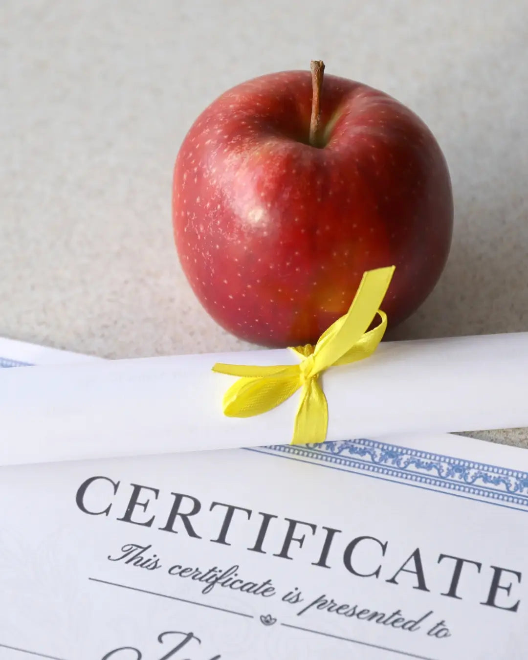 graduation apples